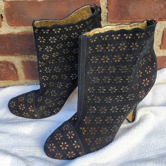 Hale Bob cut out ‎ booties 10 NEW - Picture 11 of 13